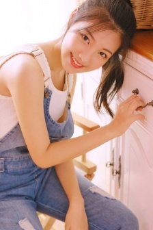 肉体裸交XXXⅩ性XXXX小说