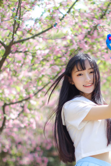 箱中女在线